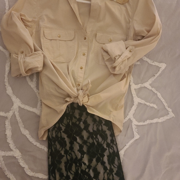 Blouse - Picture 2 of 5